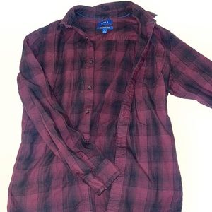 Men’s APT. 9 Small Red and Black Flannel